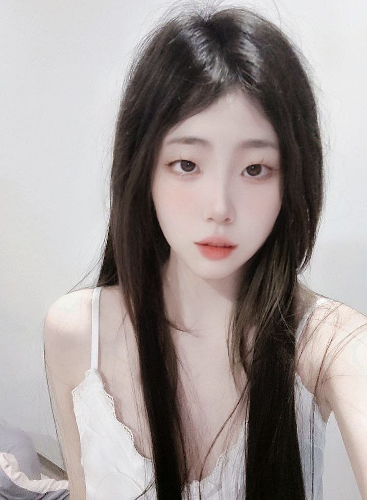 欧美明星强吻揉胸视频,メイリン モデルコレクション メ,观看免费无删减完整版
